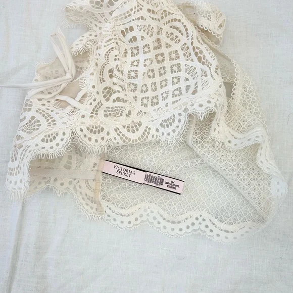 Victoria's Secret Dream Angels Pale Pink Lace Up Bralette with Racerback - Picture 6 of 9